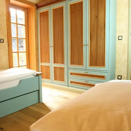Les With Hot Tub & Sauna Brezice