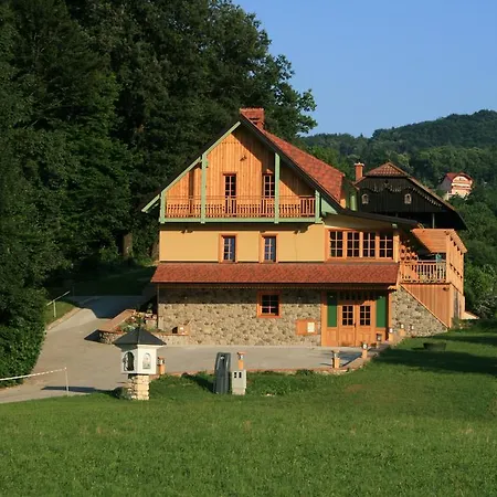 Les With Hot Tub & Sauna Vila Brezice