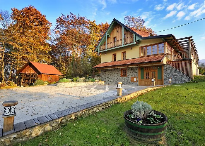 Les With Hot Tub & Sauna Brežice